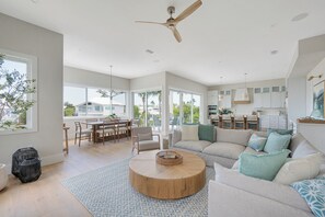 Smart TV, fireplace, ping pong, books