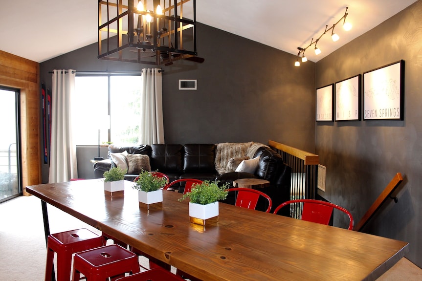 Ultra-hip, Family-friendly, Modern Space- Ski In Ski Out! - Donegal, PA