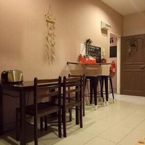 Property amenity - HOOD - Hostel (Kota Kinabalu)