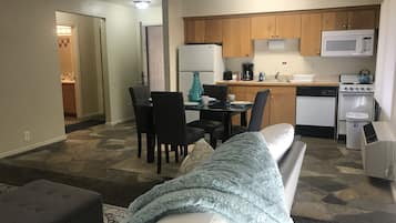 Premium Condo, 1 Bedroom, Kitchen (Unit E8) | Private kitchen | Fridge, microwave, coffee/tea maker