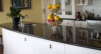 Bed & Breakfast at Bidwill