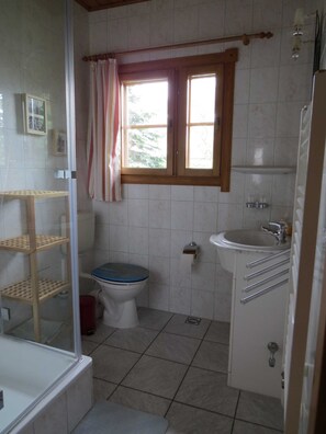 風筒、番梘、廁紙