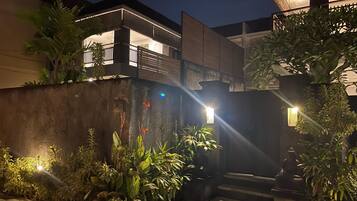 ์๋ฐ ์์ค ์ ๋ฉด