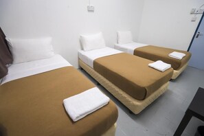 Tripla Standard | Letti aggiuntivi (a pagamento), Wi-Fi gratuito