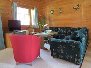 TV - Baltic Sea - Finnish log house & round log house (Ückeritz)