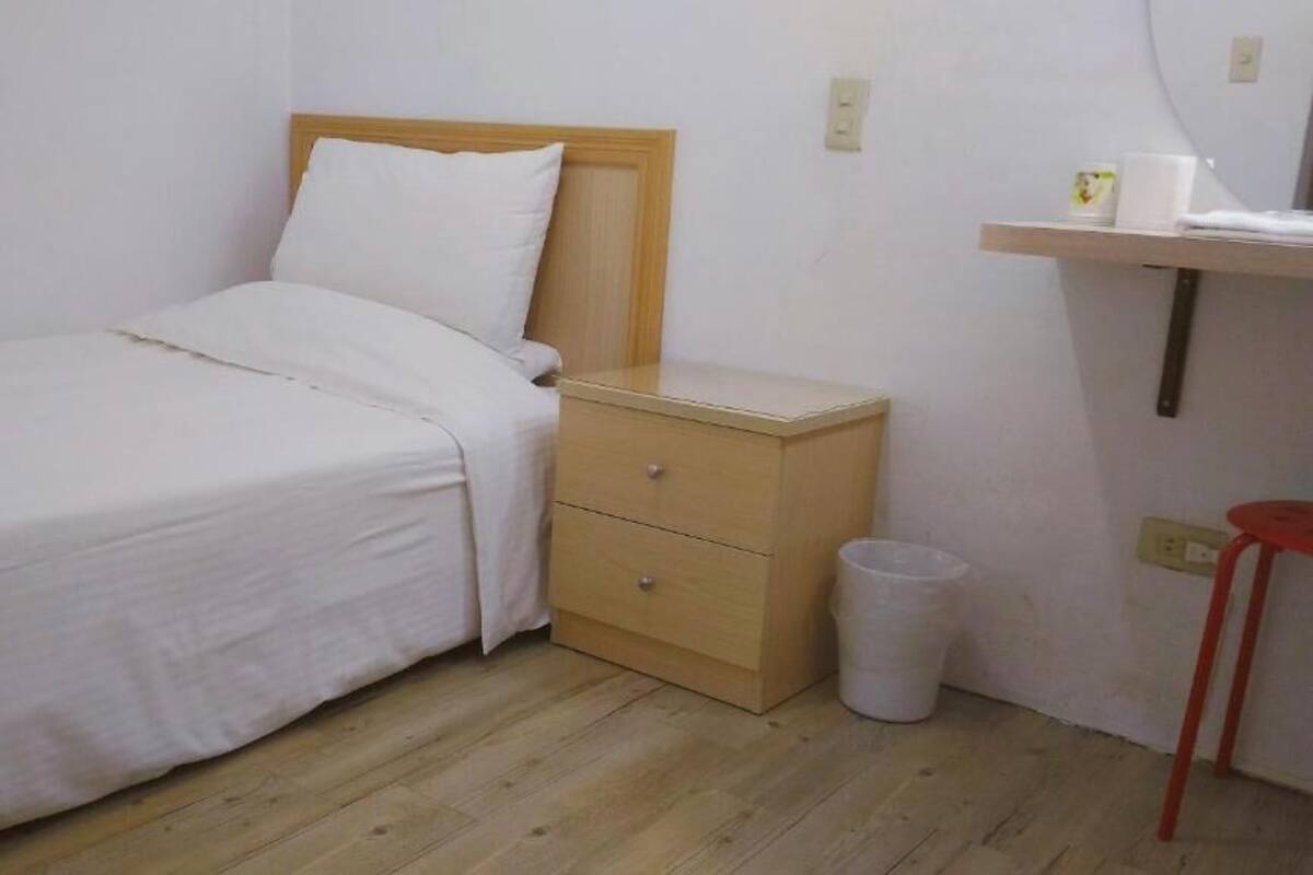 Blackout curtains, soundproofing, free WiFi, bed sheets