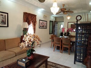 Property entrance - Aini's Guest House In Vista Amani Condo (Kuala Lumpur)