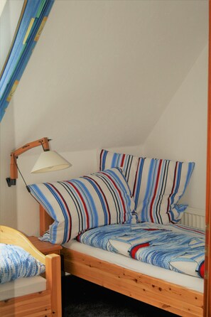3 habitaciones, cuna de viaje, wifi y ropa de cama 