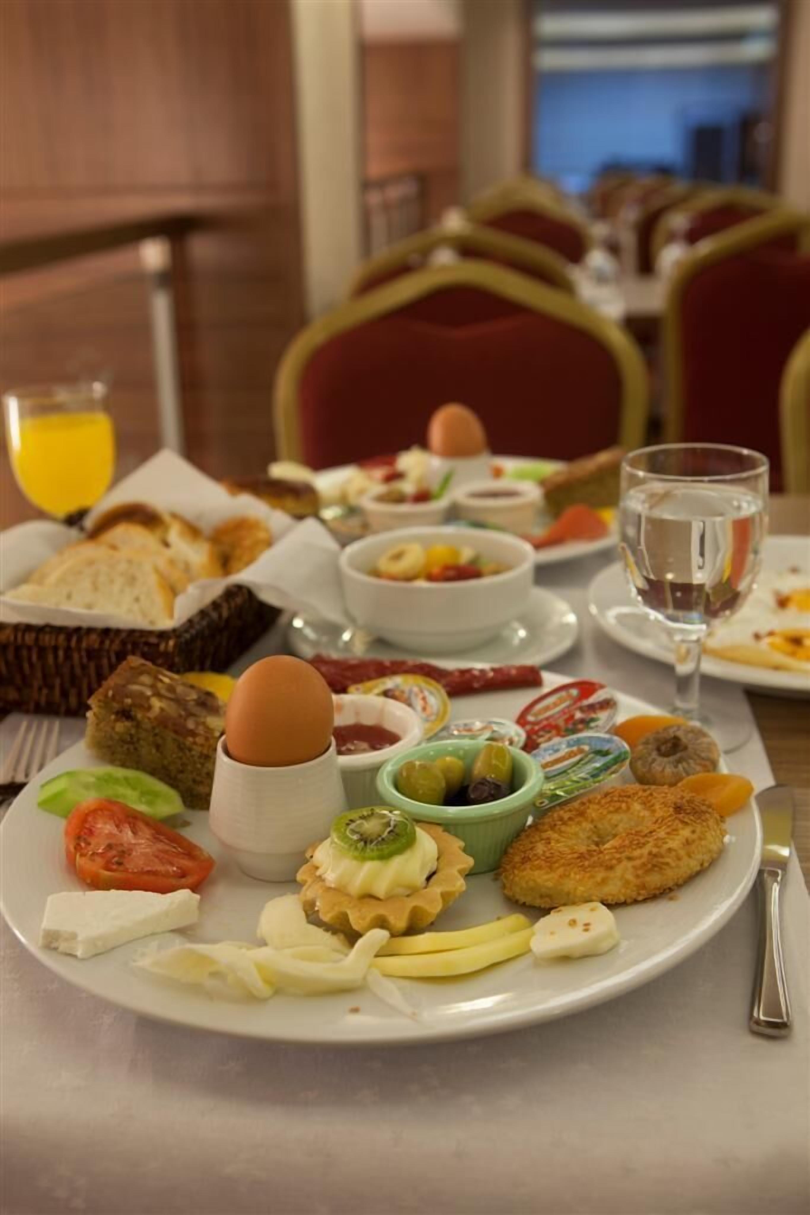 Photo - SARR TAC MAHAL HOTEl