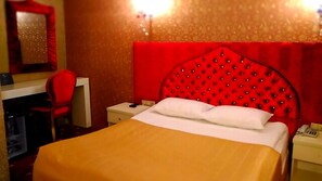 Minibar, in-room safe, desk, laptop workspace