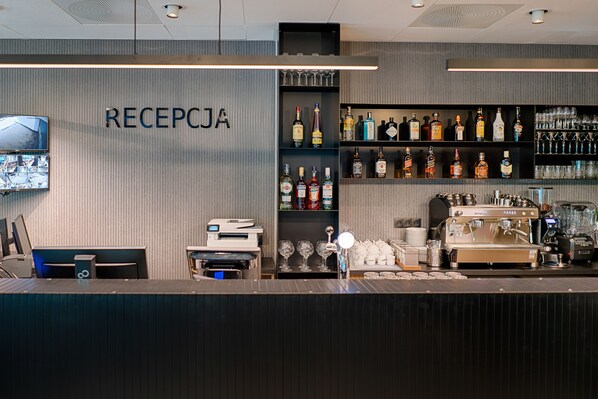 Reception - Hotel Focus Poznań (Poznan)