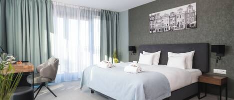 Premium Double Room | Desk, soundproofing, iron/ironing board, free cribs/infant beds