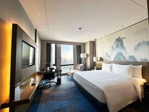 Minibar, in-room safe, desk, blackout curtains - Wanda Realm Shangrao (Shangrao)