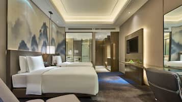 Míníbar, öryggishólf í herbergi, skrifborð, myrkratjöld/-gardínur