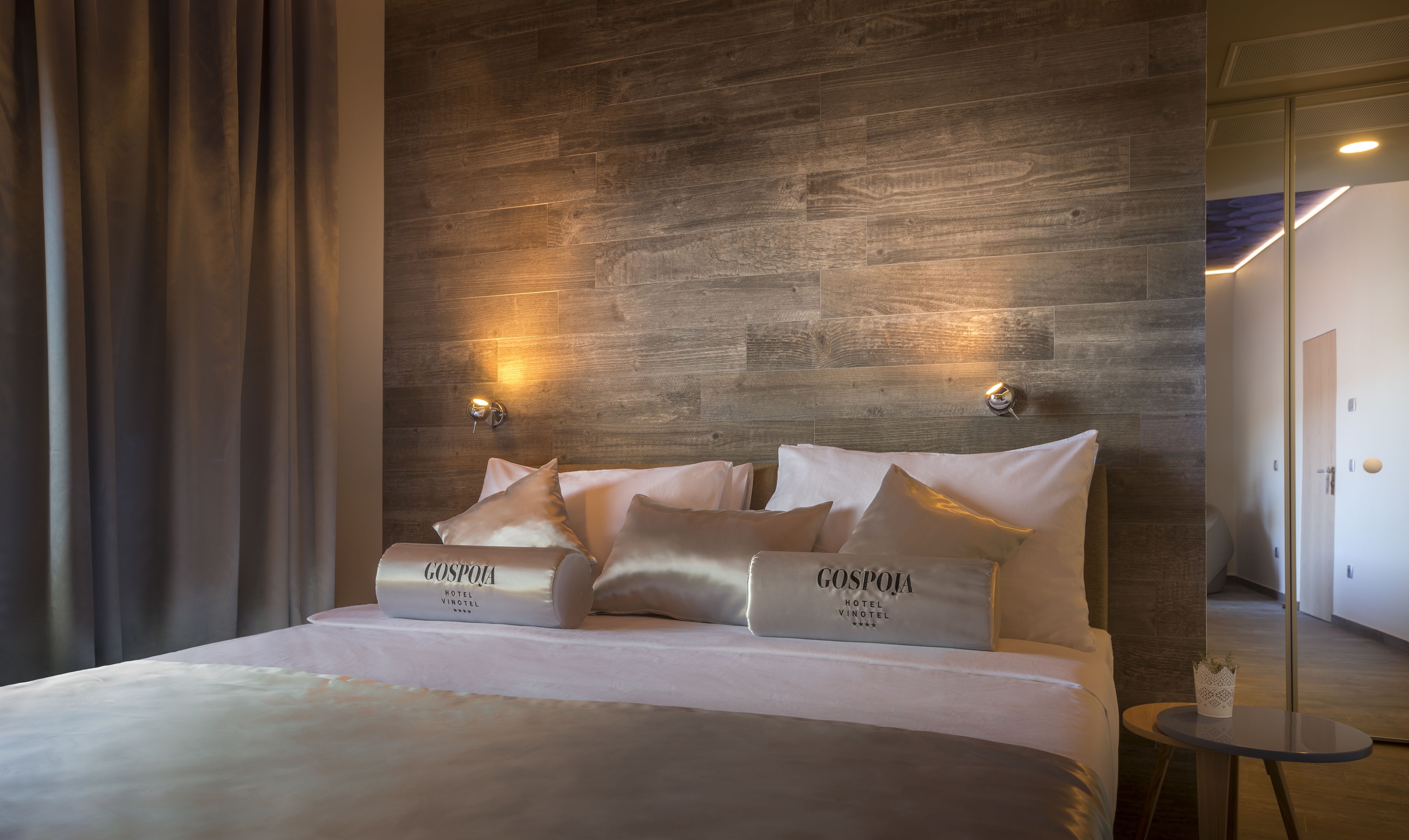 superior double room, balcony | 2 bedrooms, premium bedding, minibar, in-room safe