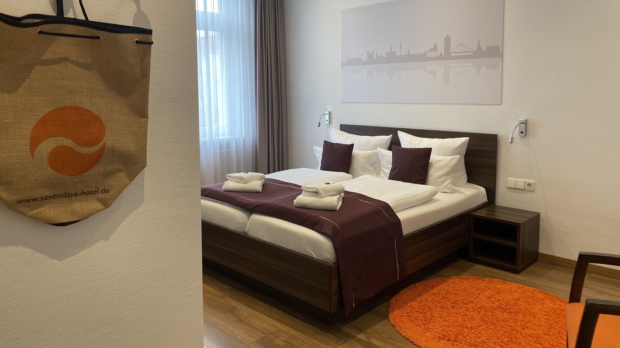 double room | desk, laptop workspace, iron/ironing board, free wifi