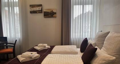 sevenDays Hotel BoardingHouse