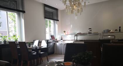 sevenDays Hotel BoardingHouse