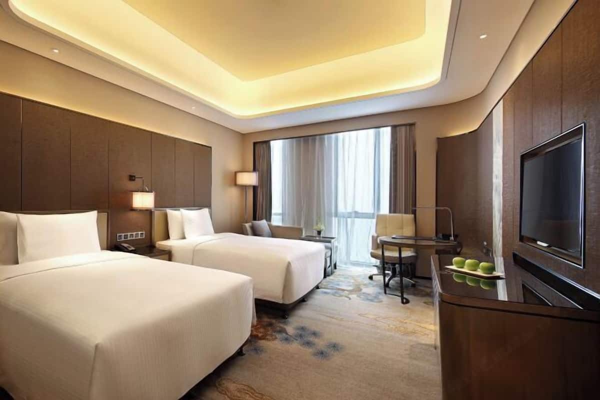 Minibar, in-room safe, desk, blackout drapes