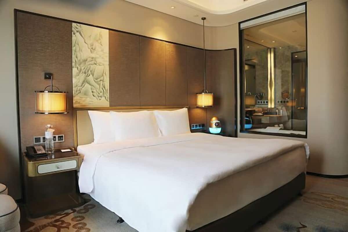 Minibar, in-room safe, desk, blackout drapes