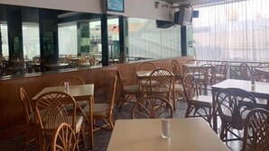 Gambar tidak terklasifikasi, 3 dari 56, tombol
