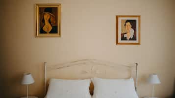 Double Room, Ensuite, Garden View (Modigliani)