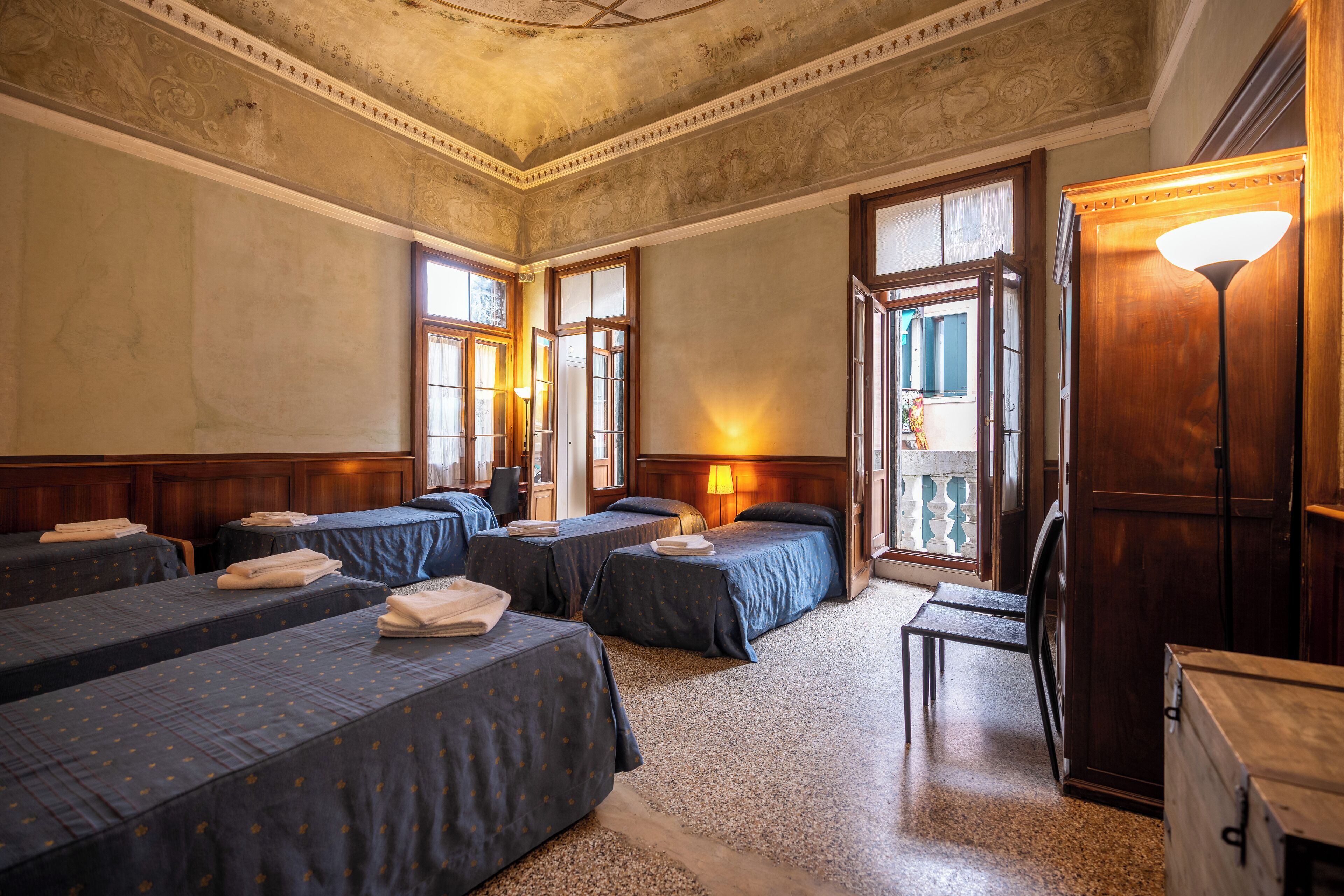 Family Room, Canal View | Free WiFi