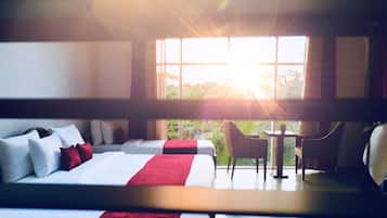 1 bedroom, premium bedding, free WiFi