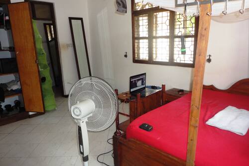 Economy Double Room, 1 Bedroom, Accessible, Garden View | Minibar, desk, iron/ironing board, free WiFi