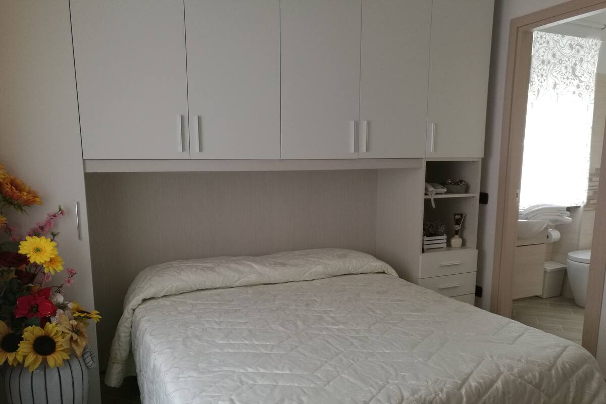 Minibar, in-room safe, desk, rollaway beds