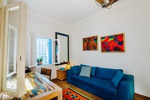 Casa, 1 habitación | Zona de estar | Una televisión de pantalla plana
