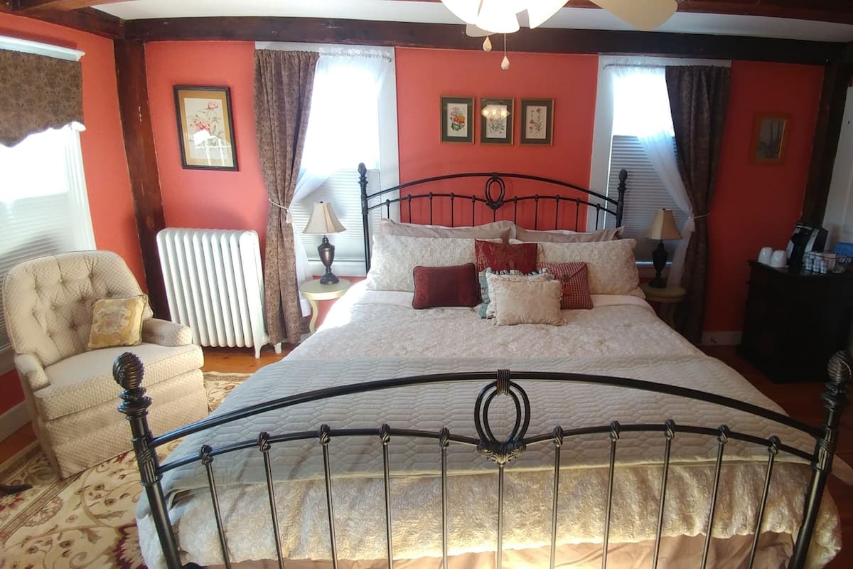 Standard Double Room, Ensuite (Suite 3 - Not Pet Friendly) | 1 bedroom, free WiFi