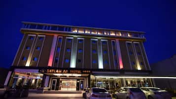 Front of property - evening/night