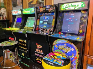 Games room - Colonial Beach Plaza Bed & Breakfast (Colonial Beach)