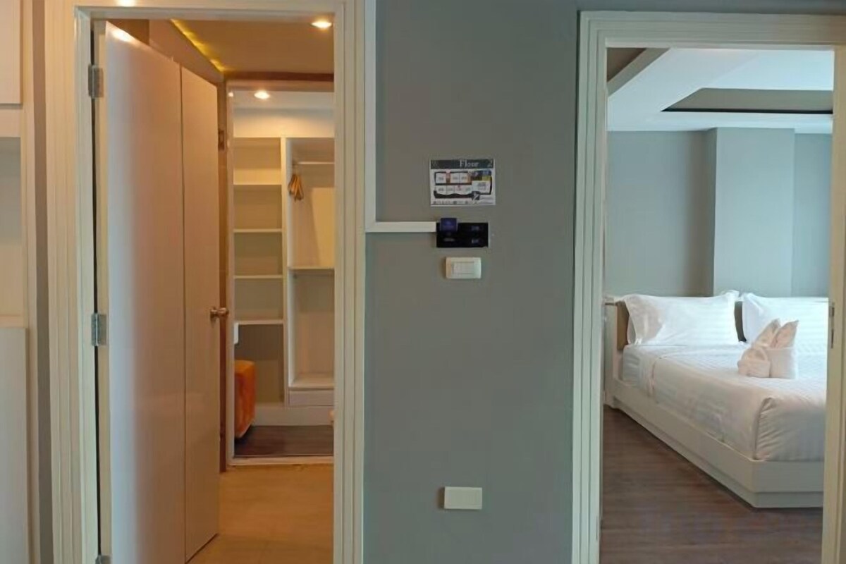 Premium bedding, blackout curtains, soundproofing, free WiFi