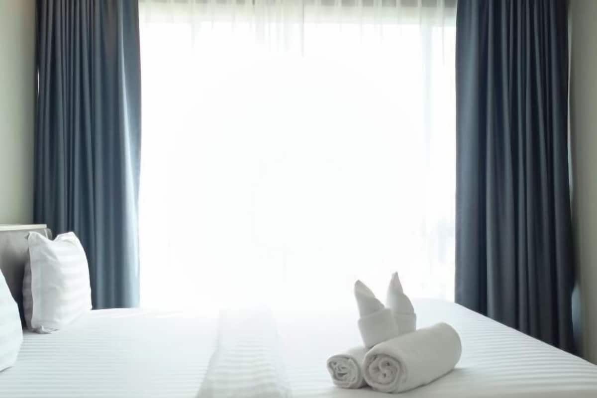 1 chambre, literie de qualité supérieure, rideaux occultants