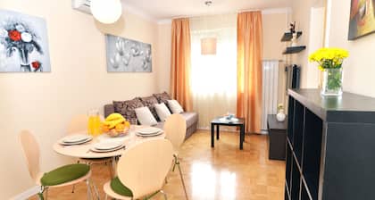 Apartment Flores