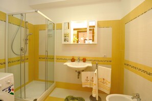 Appartement, 1 chambre | Salle de bain