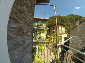 Exterior - La Casa sul Sasso (Dervio)