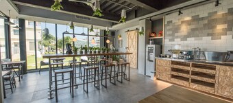 ซีเคร็ทพาธบีแอนด์บี