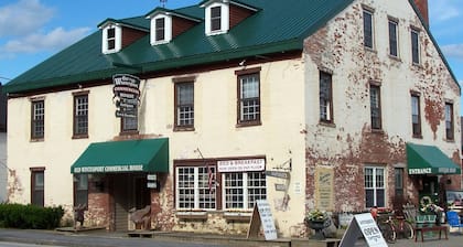 Old Winterport Commercial House