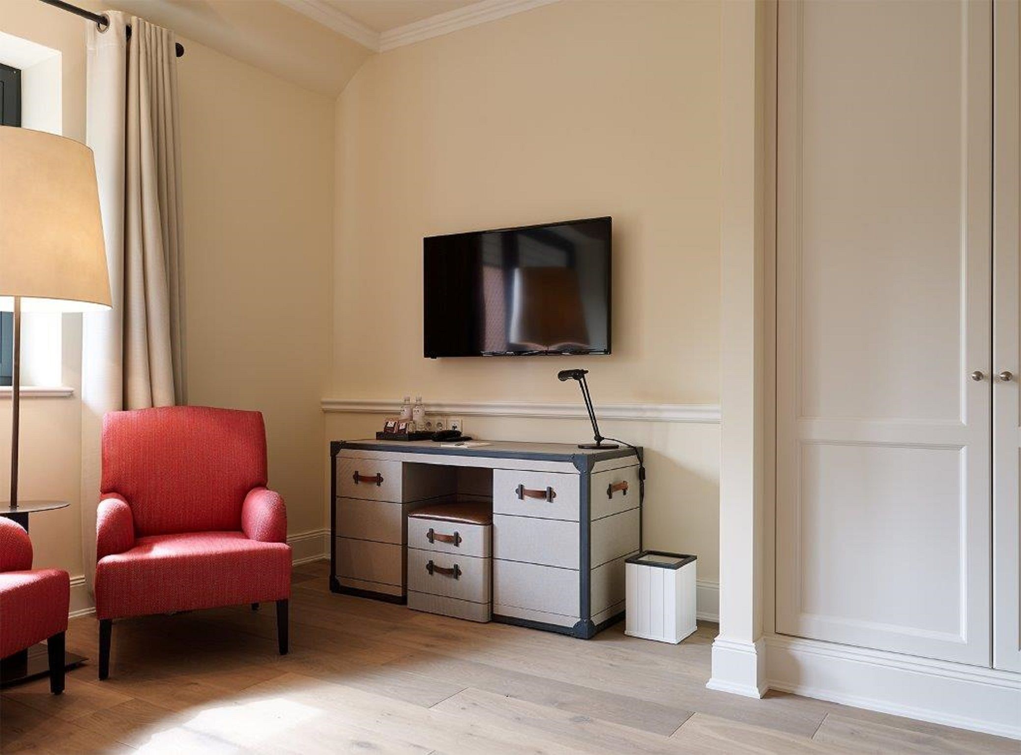 in-room safe, desk, soundproofing, free cots/infant beds