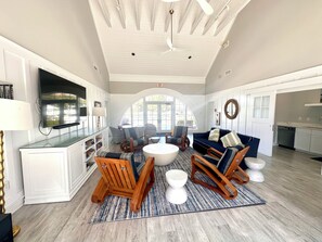 Smart TV, fireplace, DVD player, books