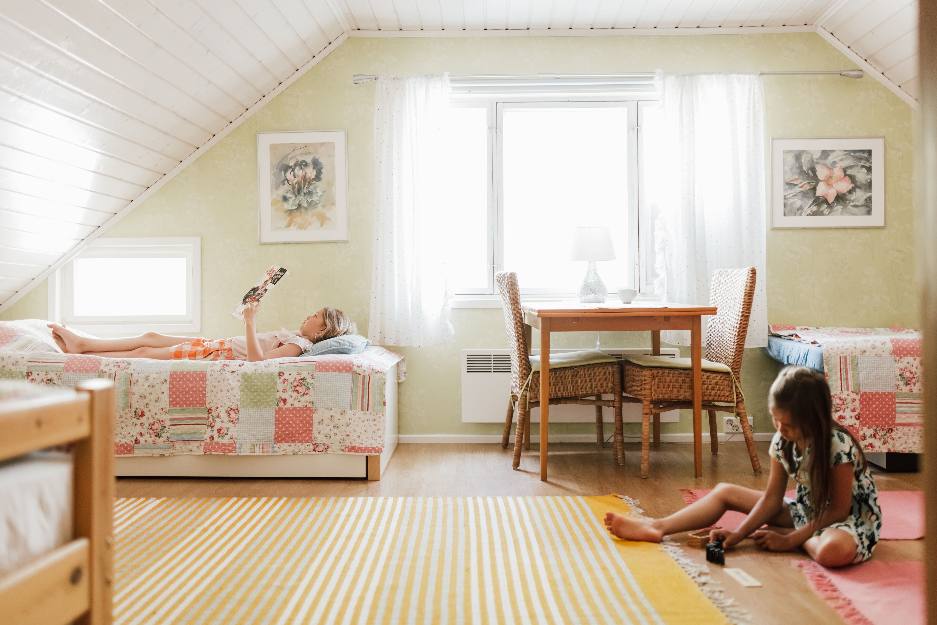 Chambre Quadruple, salle de bains commune | Bureau, fer et planche à repasser, lits pliants/supplémentaires