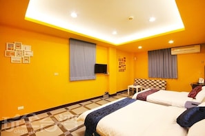 Classic Quadruple Room | 1 bedroom, free WiFi, bed sheets - Ju jiu House (New Taipei City)