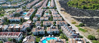 Sea Heaven Legend Apartments