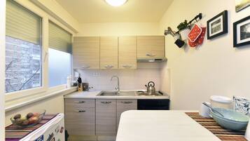 Apartment | Private kitchen | Fridge, microwave, oven, stovetop