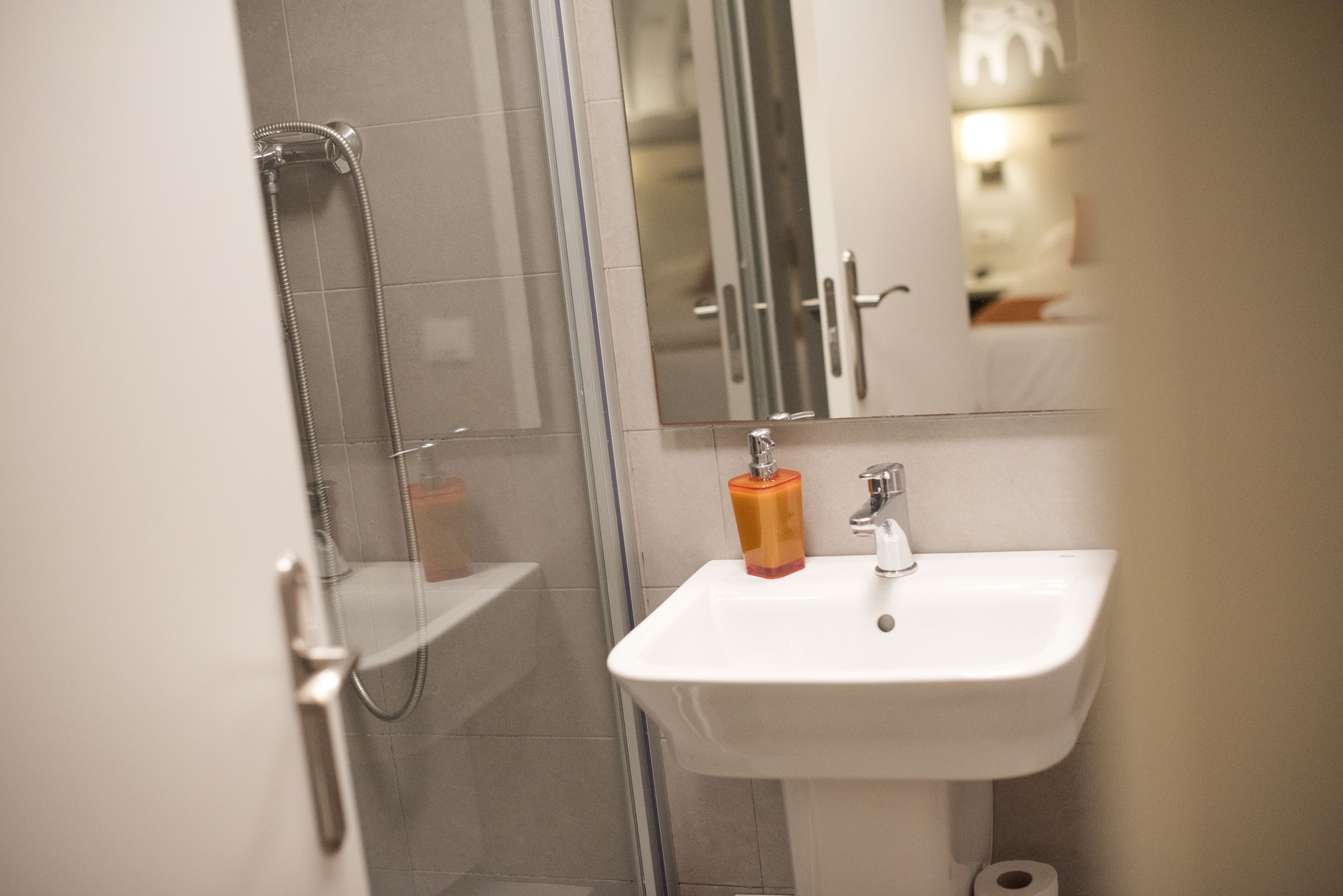 Foto - Hostal Live Barcelona