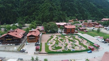 Udvar