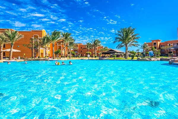 3 piscine all'aperto